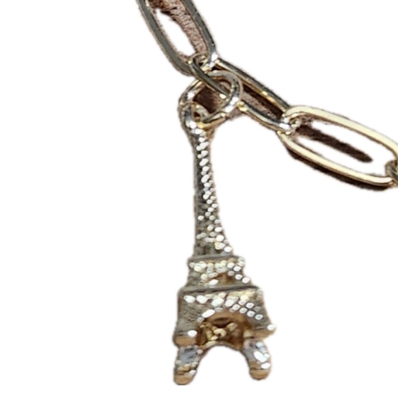 NWT ⚜️👑⚜️ ATTERRI Gorgeous multi charm Necklace - Picture 6 of 7